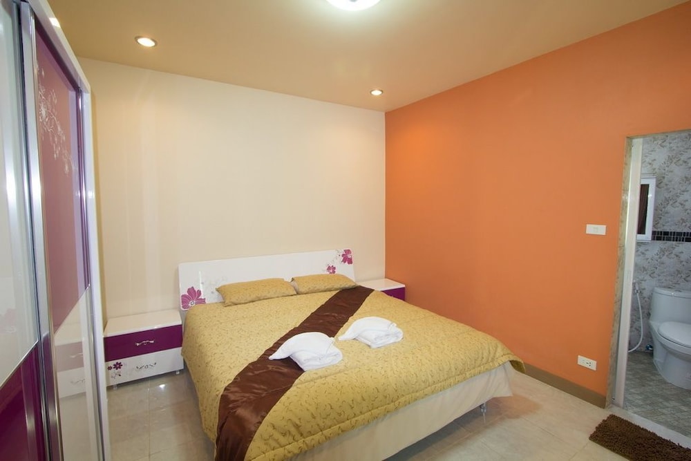 Donchai House 18/43