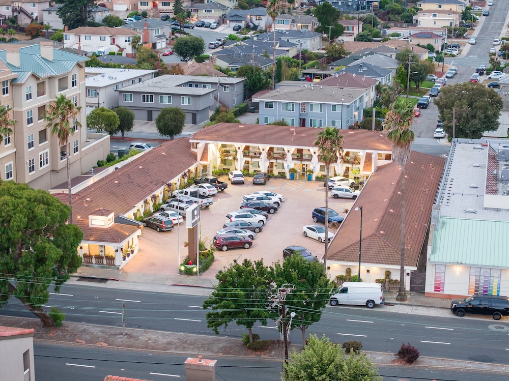 Millwood Inn And Suites 61/67