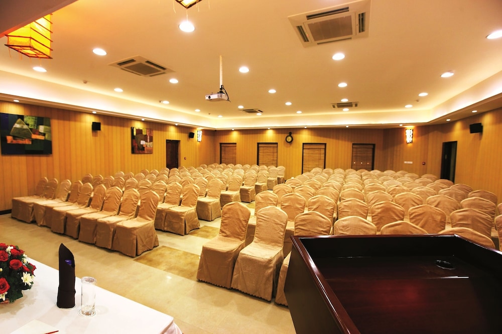 Coco Lagoon By Great Mount Resort 22/42