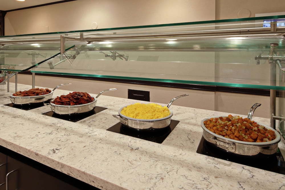 Doubletree By Hilton New Orleans Airport 41/58