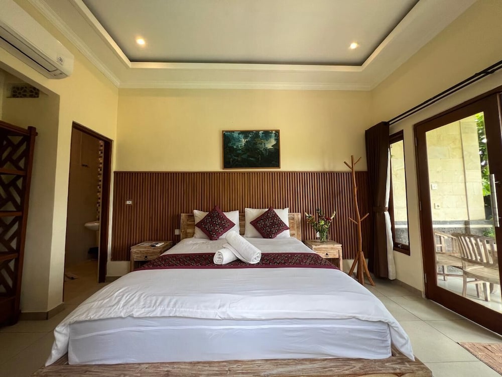 Dukuh Village Homestay & Villas 29/72