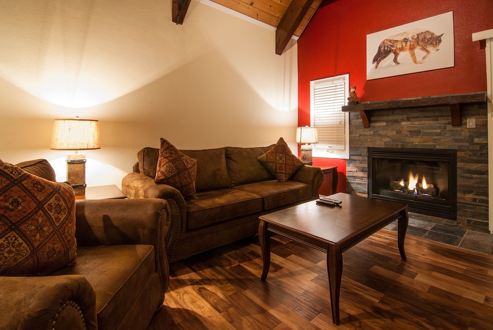 North Lake Lodges 29/50
