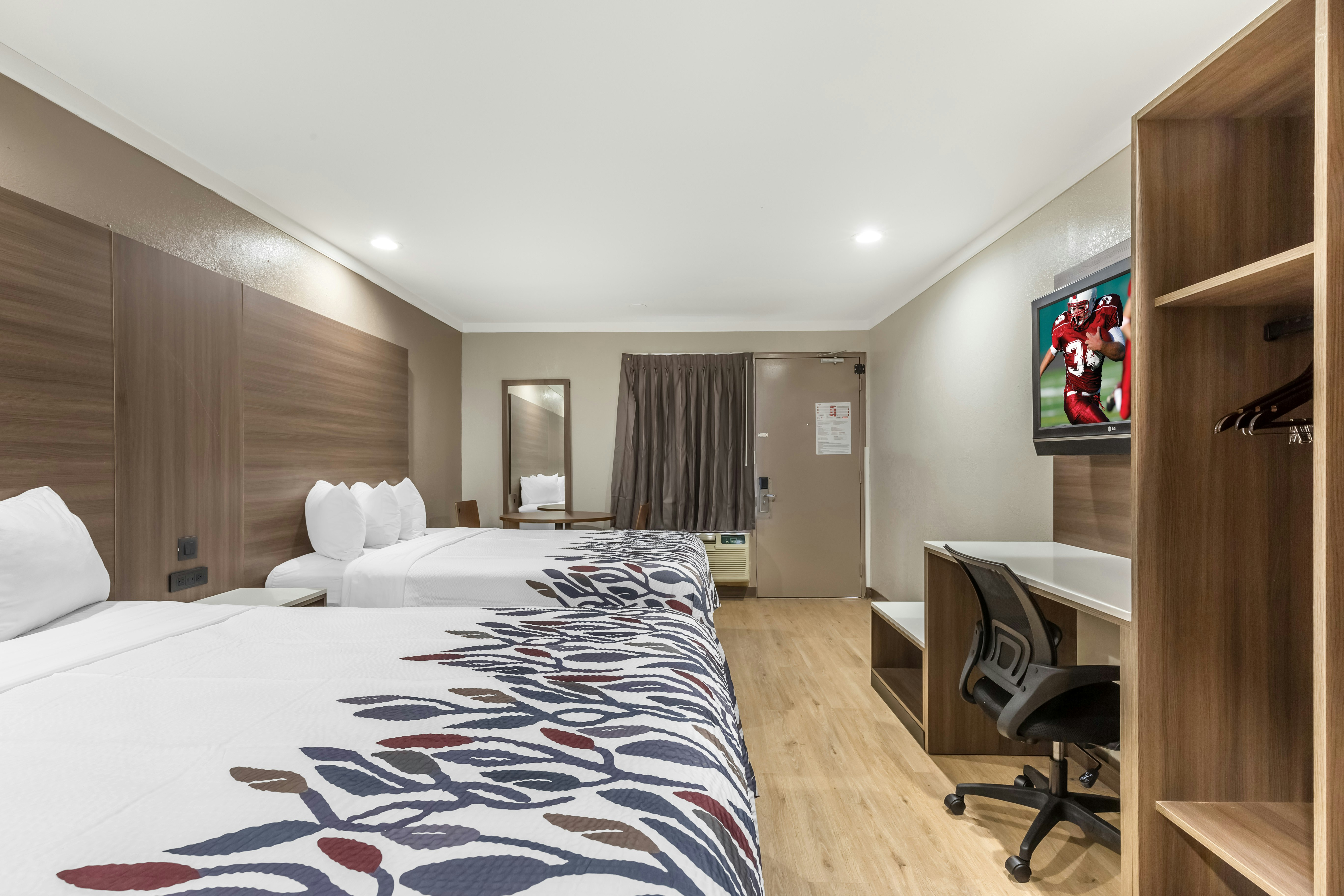 Deluxe, 2 Queen Beds