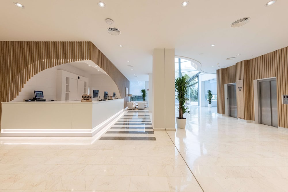 Hotel Piramide Salou 7/50