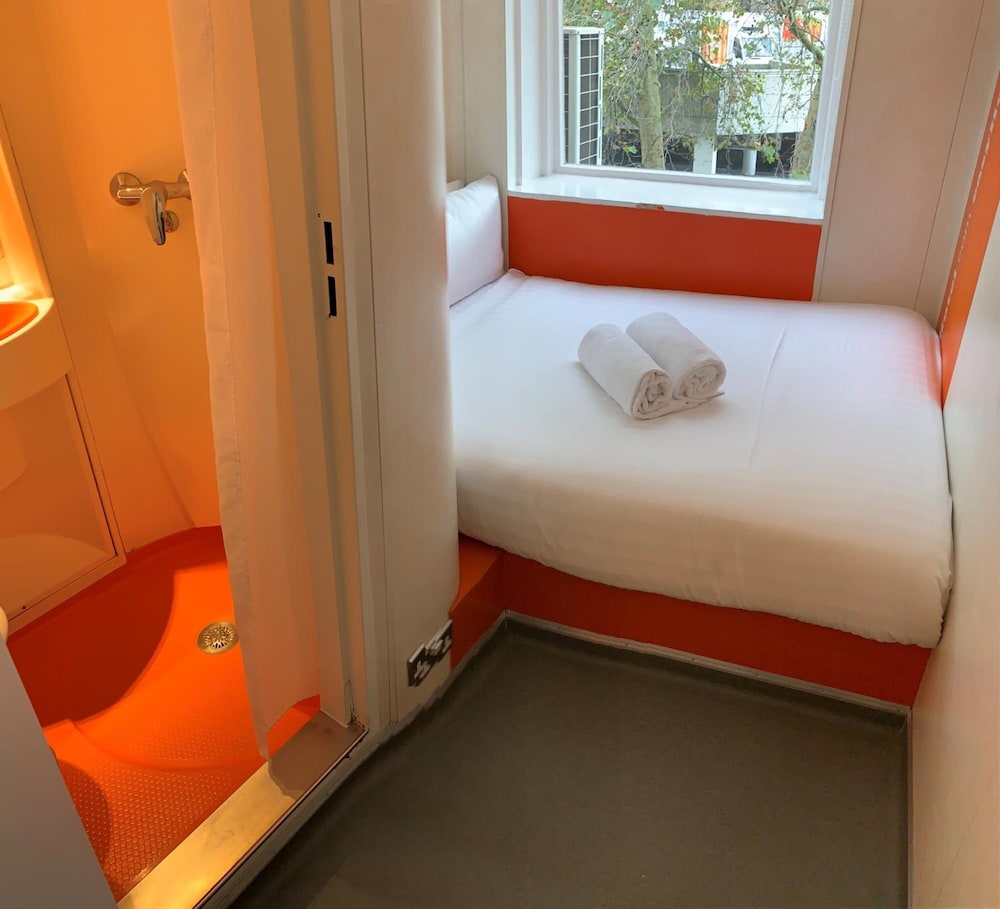 Easyhotel South Kensington 8/31