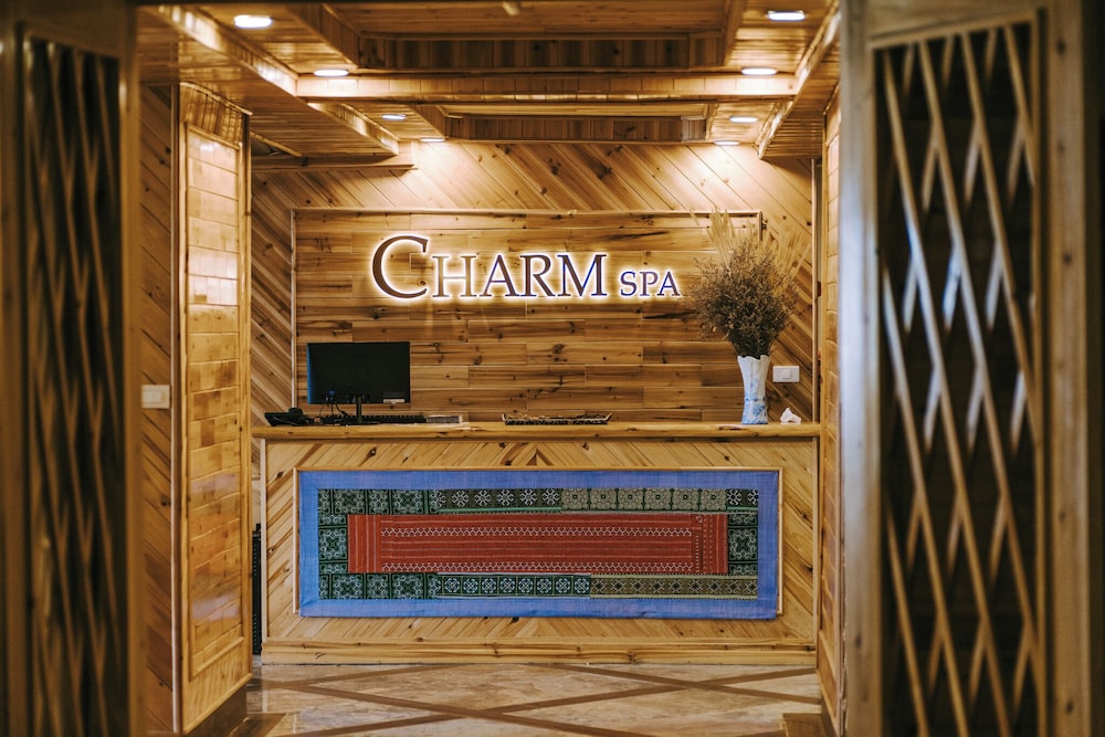 Sapa Charm Hotel 12/99