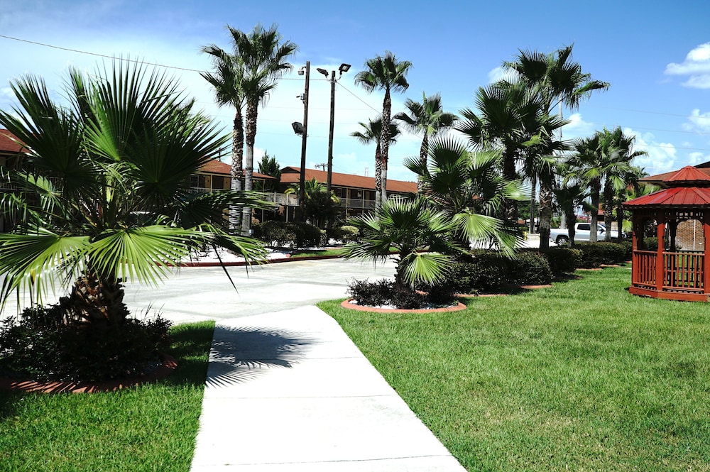 American Inn And Suites 6/47