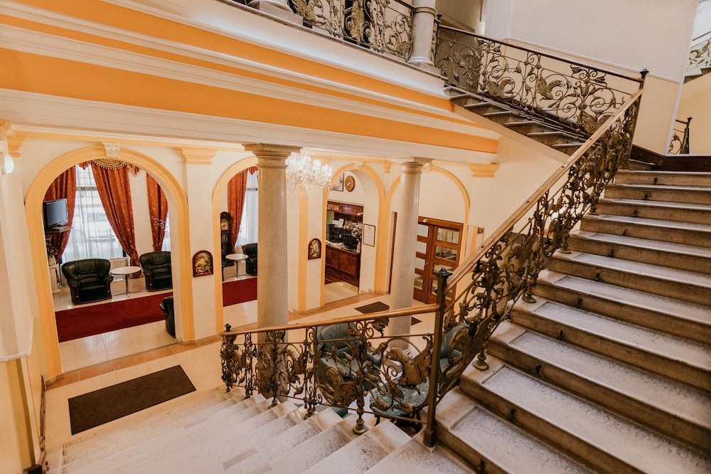 Tisza Hotel 30/50