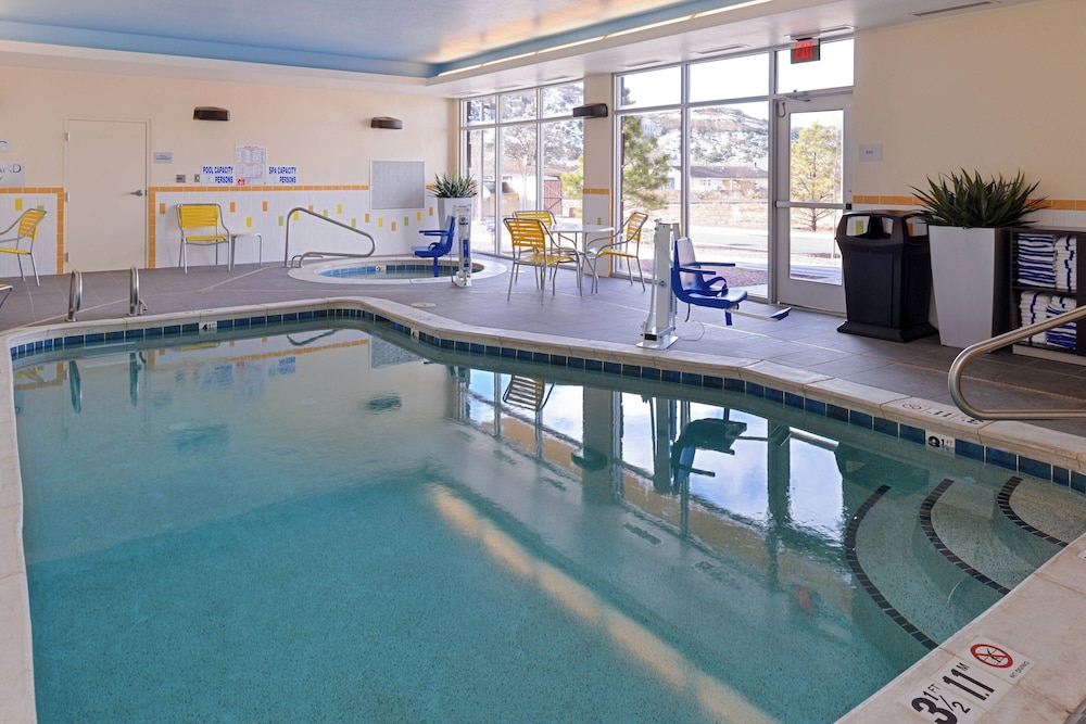 Fairfield Inn & Suites by Marriott Gallup 26/47