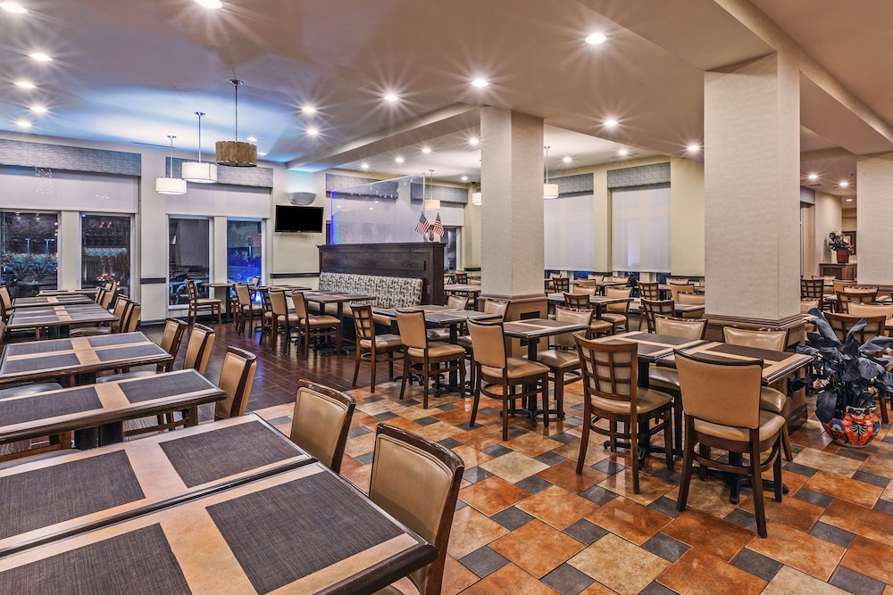 Hilton Garden Inn South Padre Island 56/76