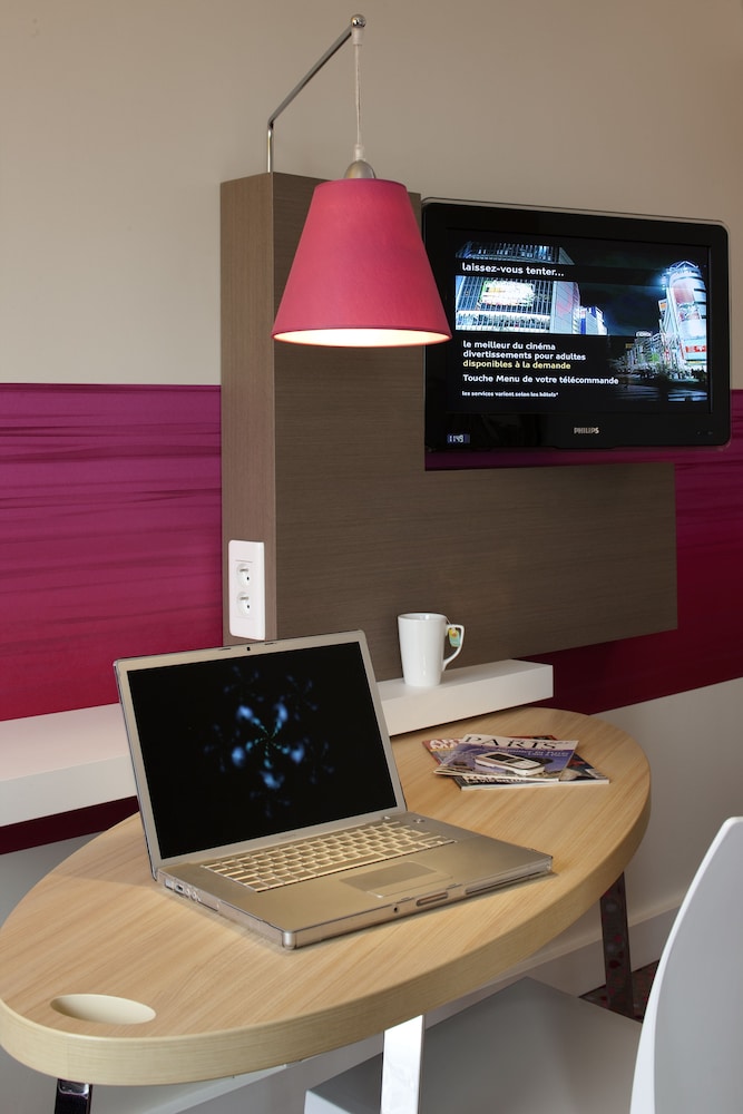 MERCURE PARIS ORLY RUNGIS 54/71
