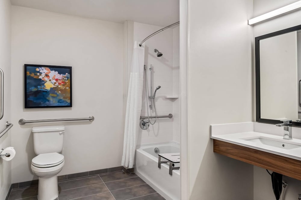 Everhome Suites Bozeman 58/60