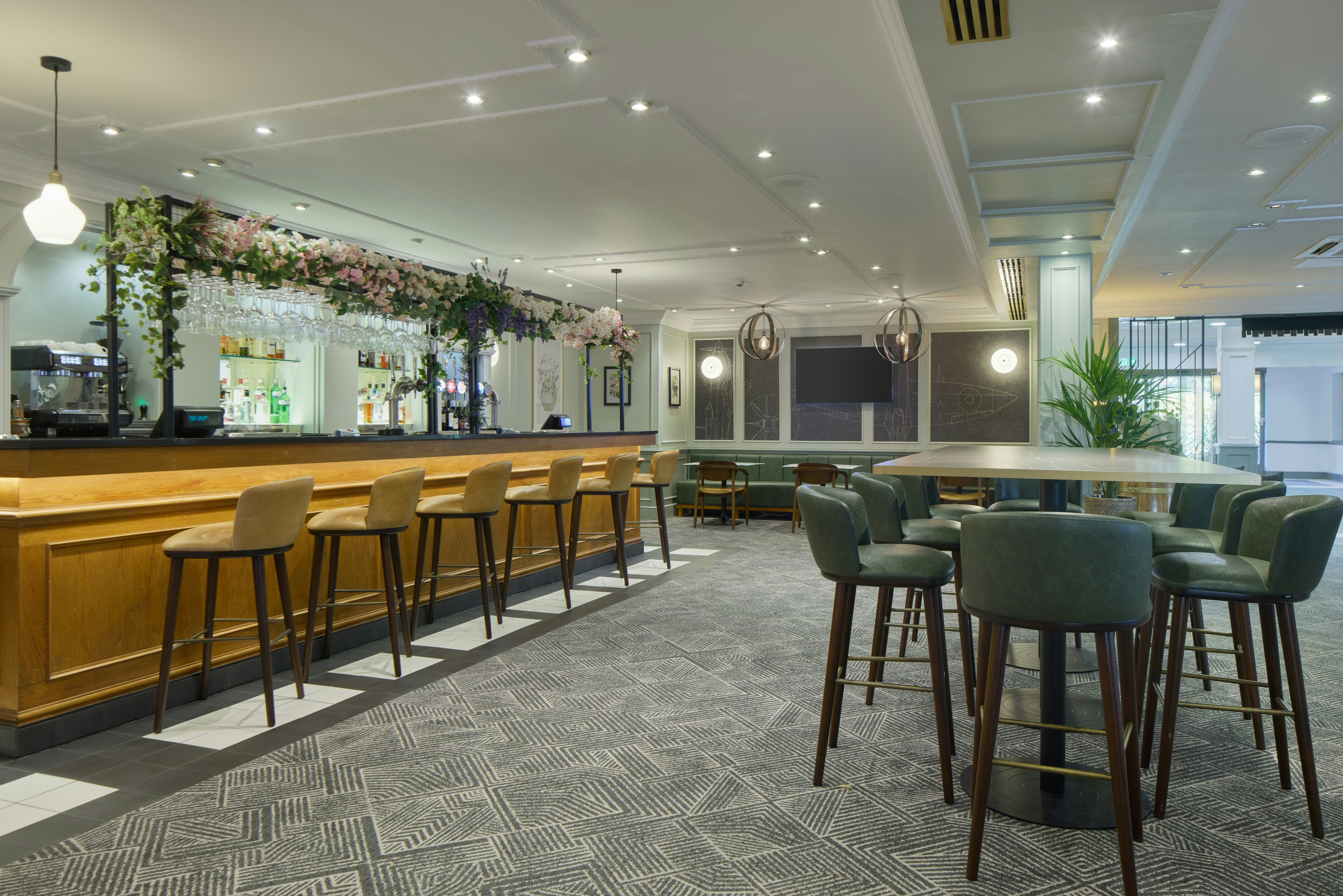 DOUBLETREE BY HILTON SOUTHAMPTON 57/93