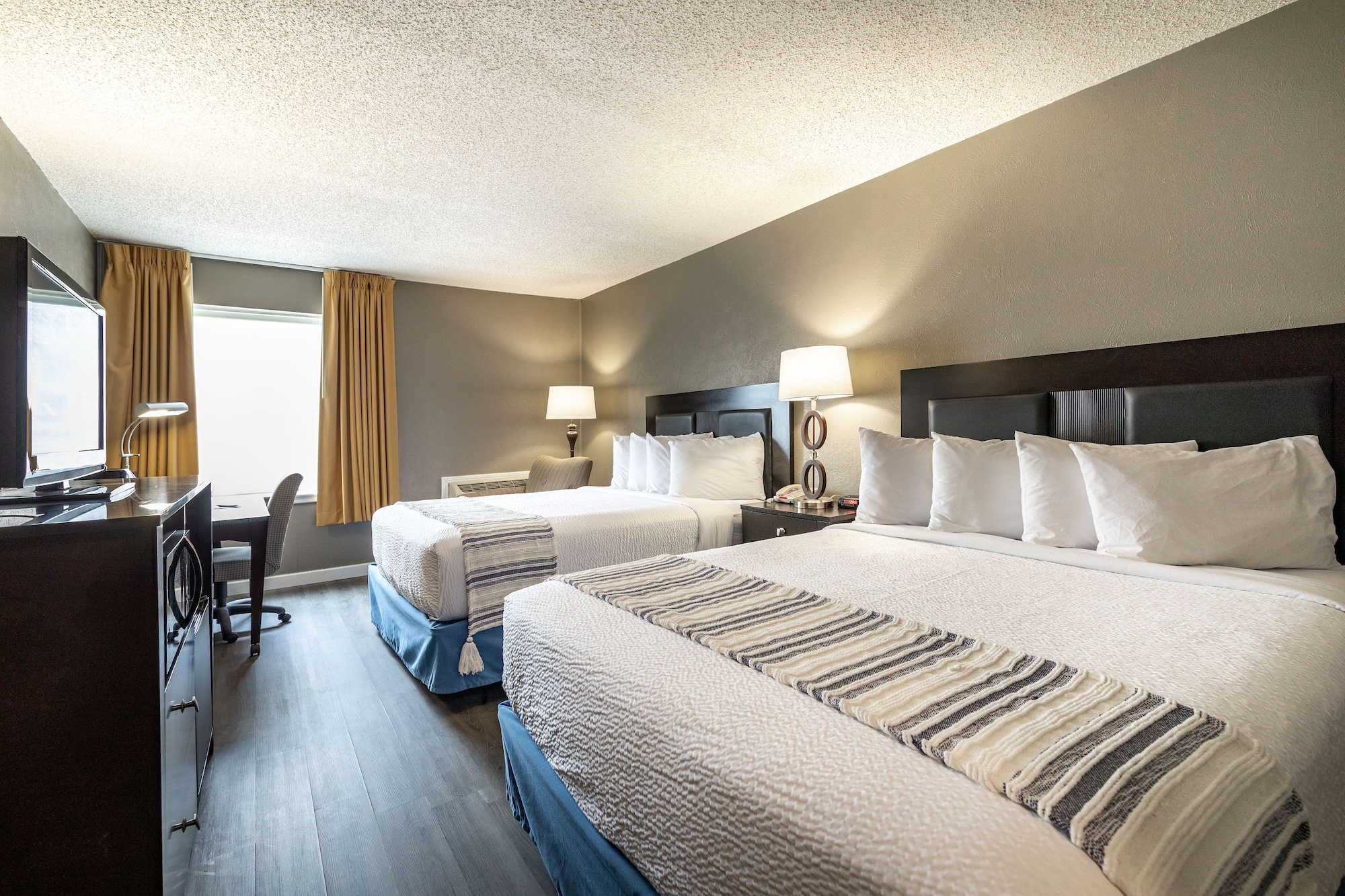 Standard, 2 Queen Beds