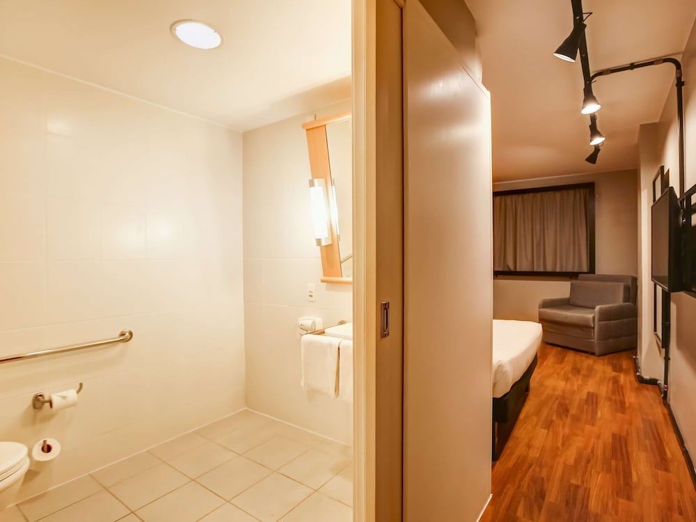 ibis Copacabana Posto 2 Hotel 39/80