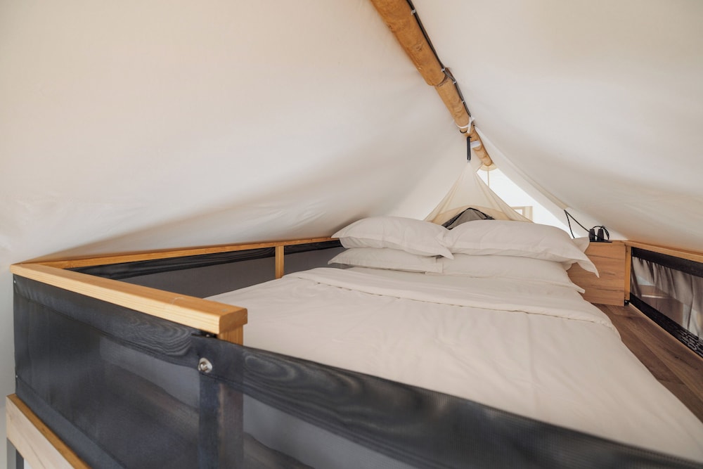 Glamping, Tent, 2 Double Beds