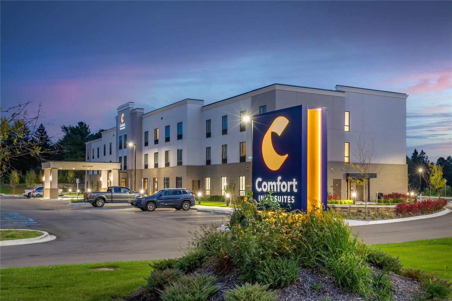 Comfort Inn & Suites Clarkston Pine Knob Area 2/16