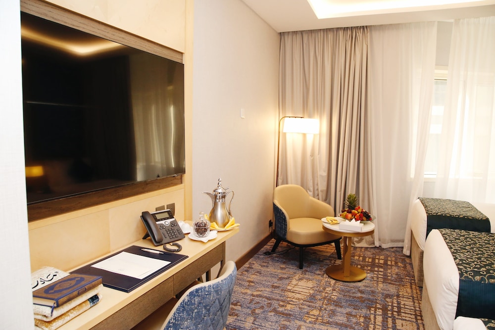 رويال الروضة(Al Rawda Royal Inn) 37/62