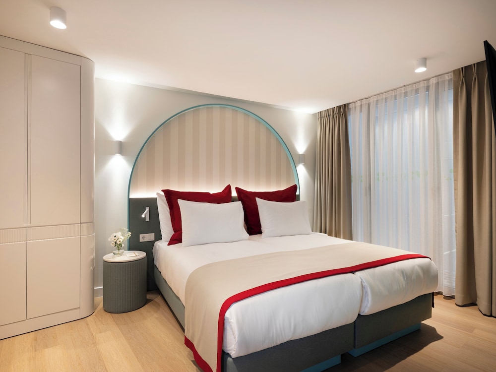 JUNO RESIDENCES 17/40