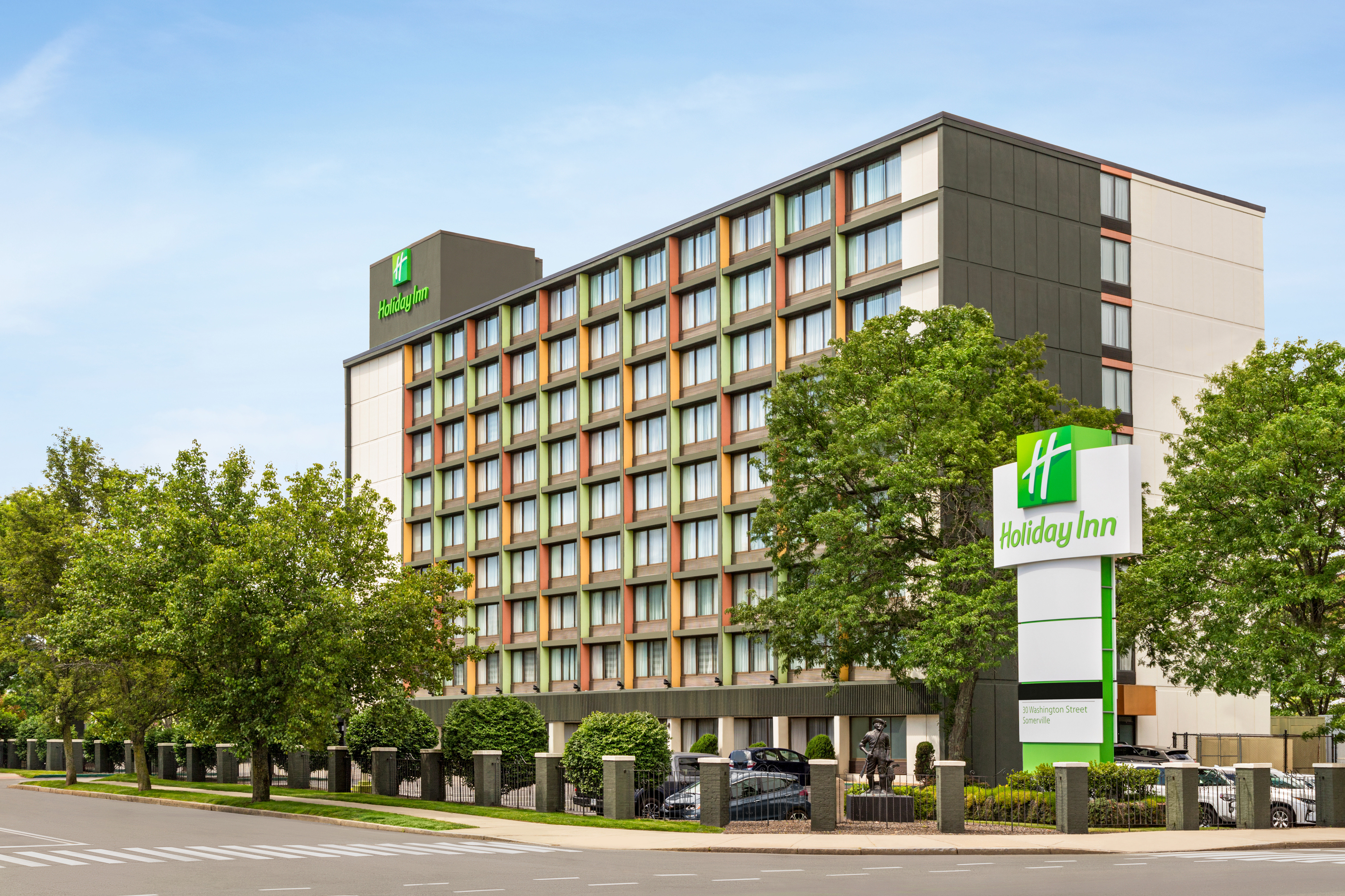 HOLIDAY INN BOSTON BUNKER HILL AREA 62/67