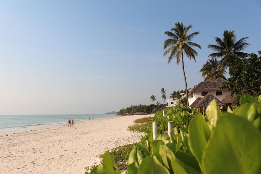 Isla Bonita Zanzibar Beach Resort 43/48