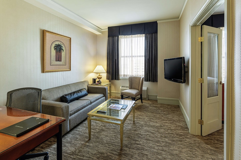 Hilton Cincinnati Netherland Plaza 39/62