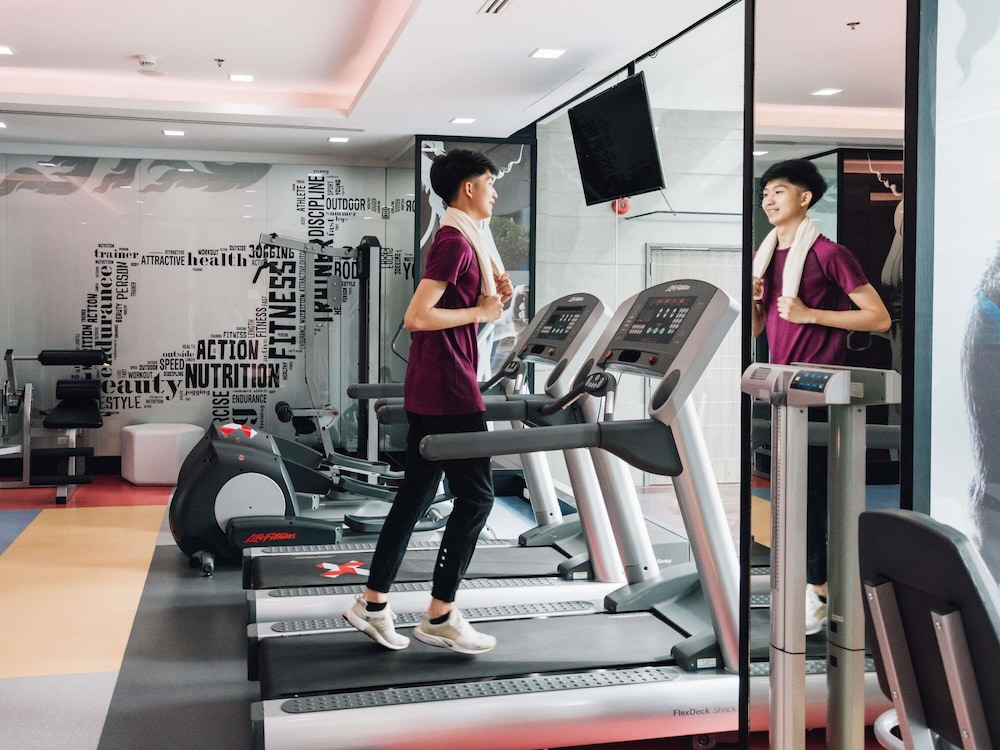 Mercure Bangkok Sukhumvit 11 24/49
