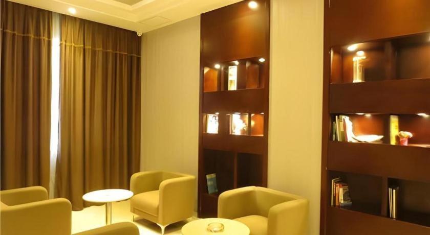City Comfort Inn Huizhou Huxi Avenue Branch 47/48