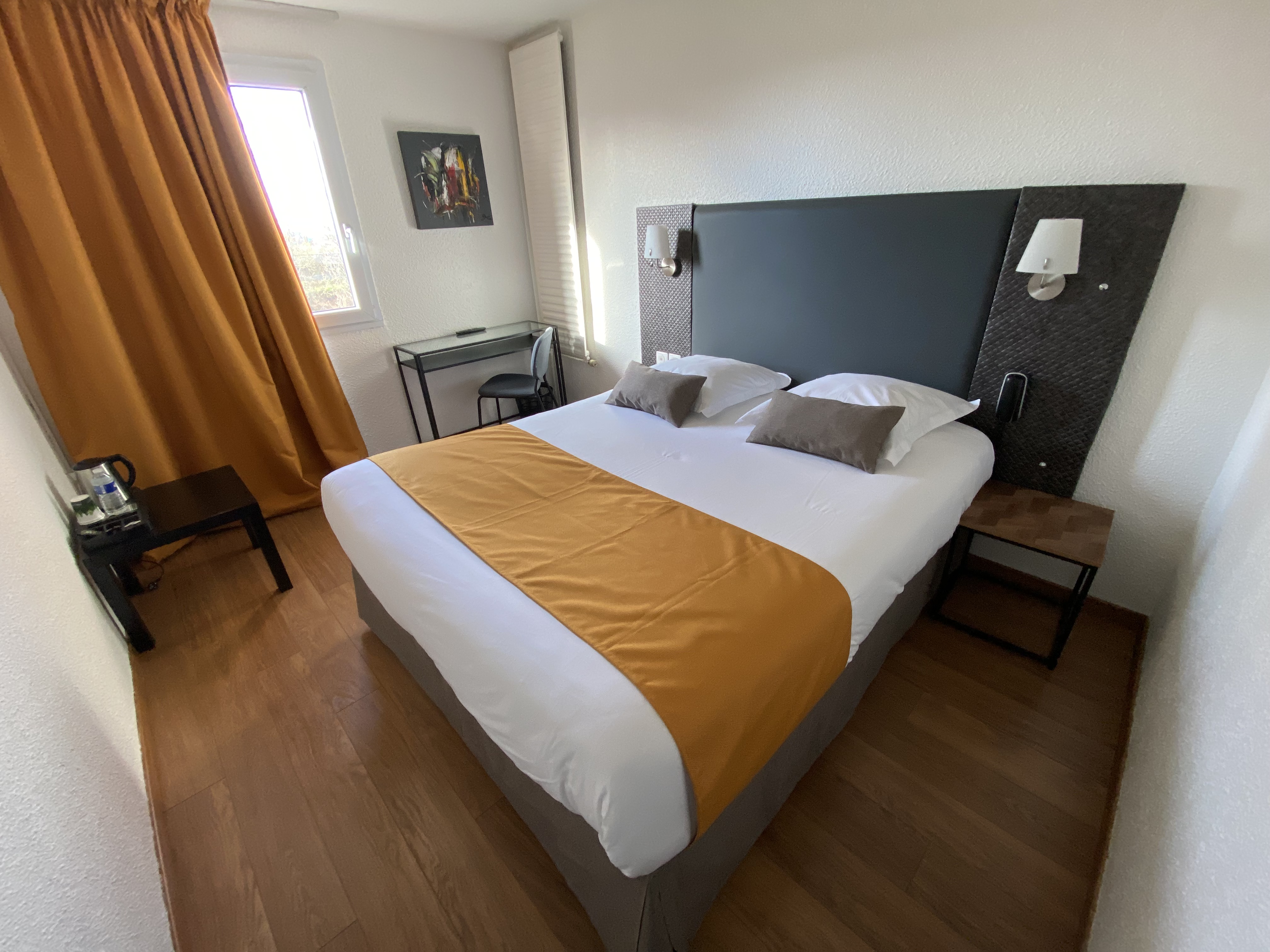 COMFORT, DOUBLE BED