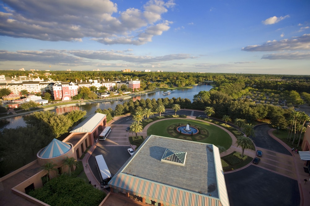 Walt Disney World Swan Resort 11/65
