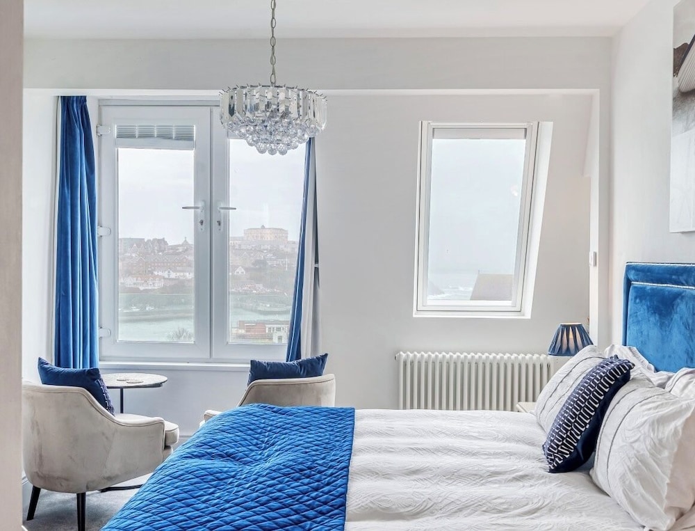 LUXURY, DOUBLE BED, SEA VIEW