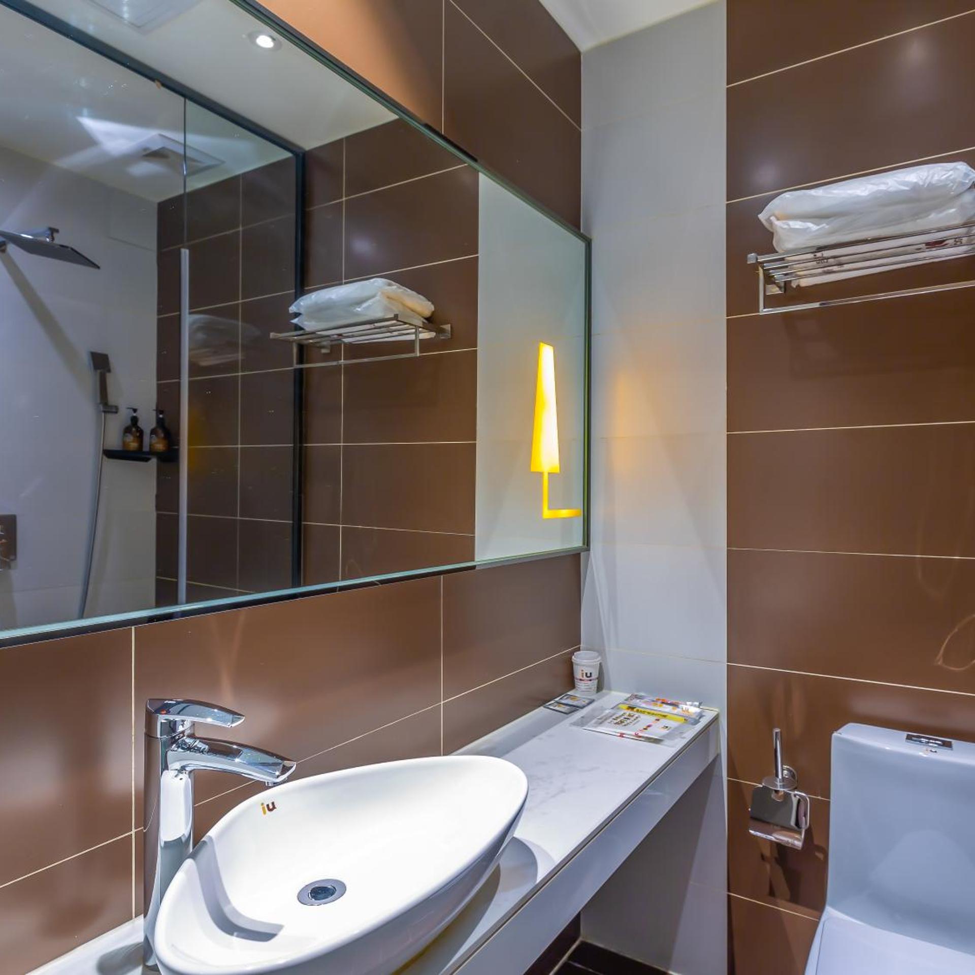 IU Hotel Beijing Huilongguan Life Science Park 21/24