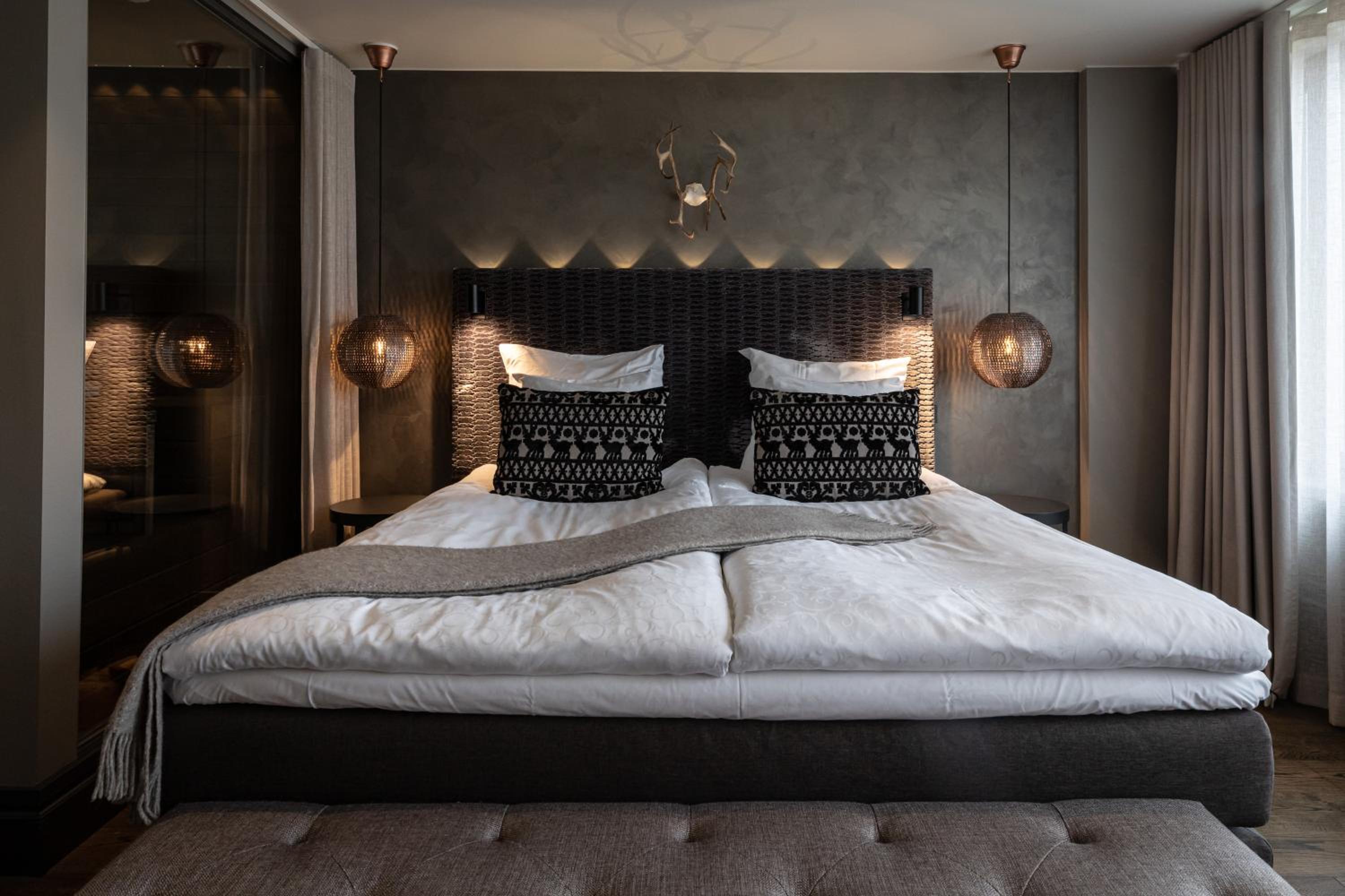 Mystique, Deluxe, Double Bed, Sauna