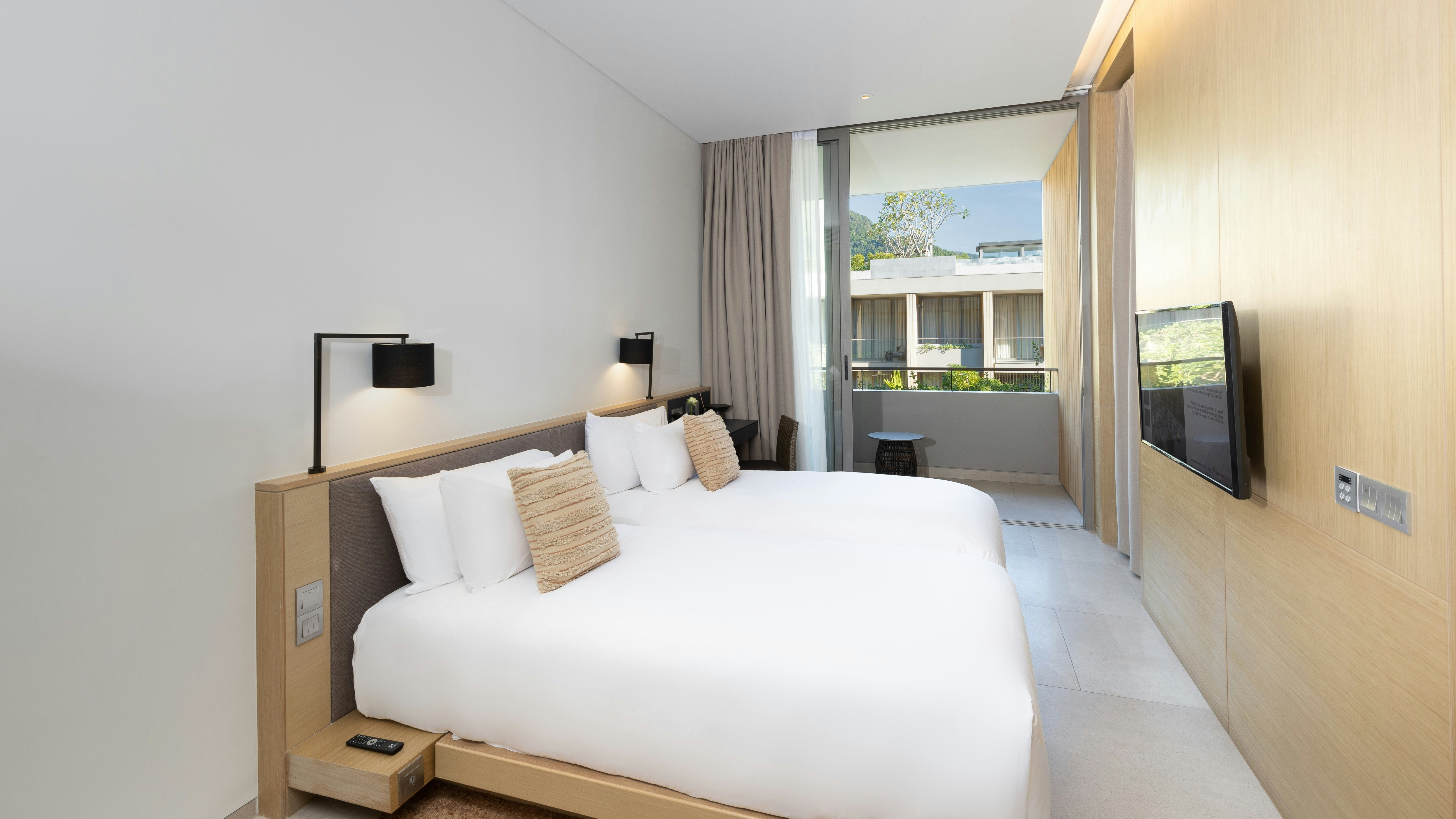 Twinpalms MontAzure Phuket Resort 11/81