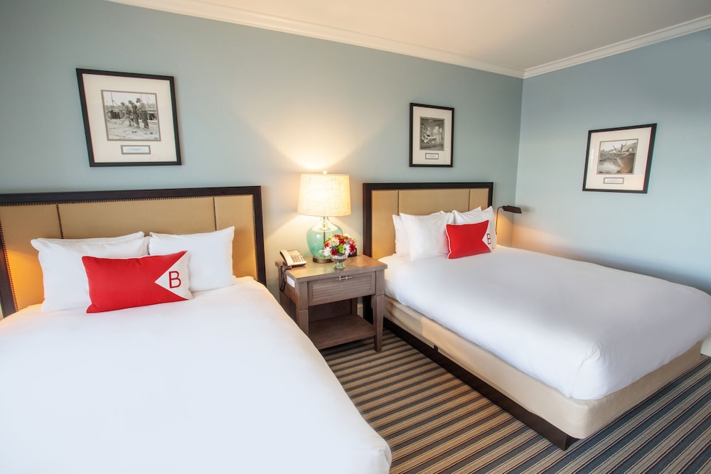 Room, 2 Queen Beds, Ocean Front, Balcony