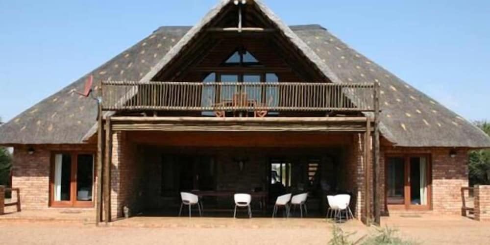 Makhato 84 Bush Lodge 2/45
