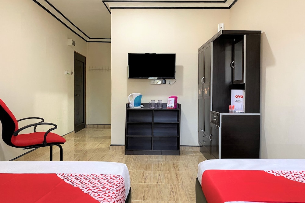 OYO 90205 Bayu Sintok Motel 8/15
