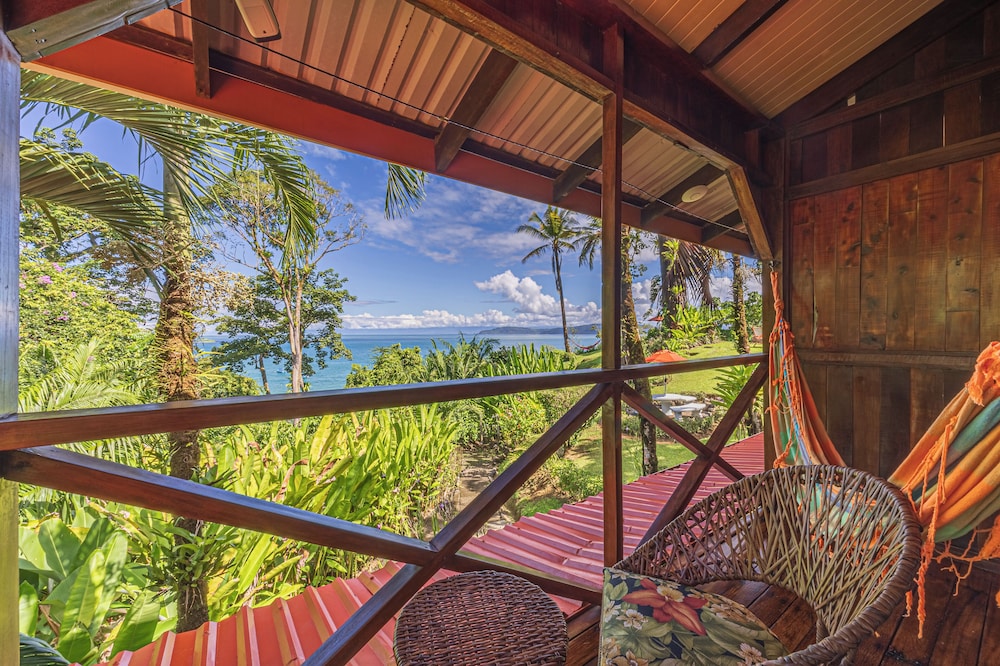 Hotel Las Caletas Lodge 24/50