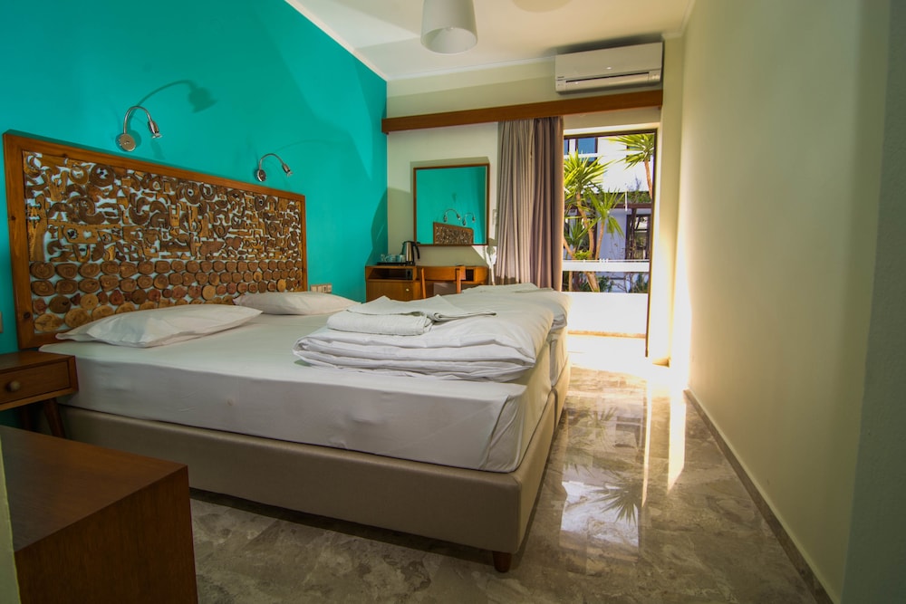 Aris Hotel Paleochora 19/42