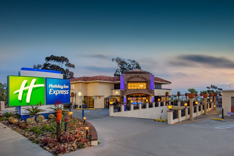 Holiday Inn Express San Diego Airport-Old Town photo1