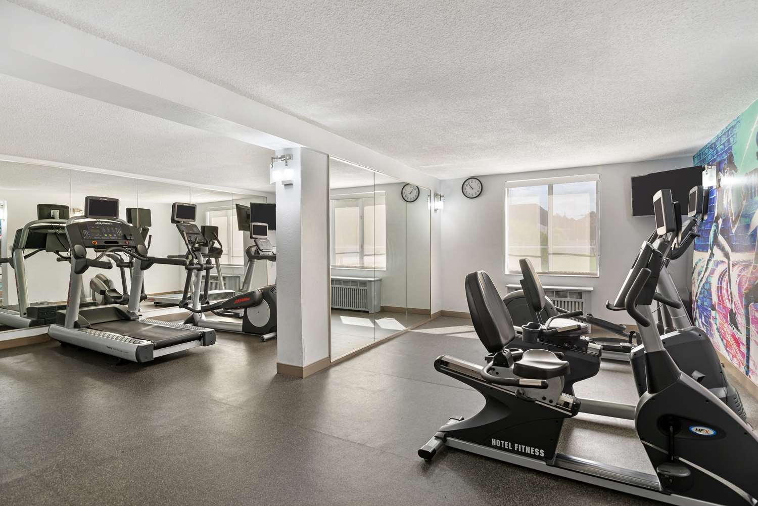 Best Western Premier Richmond City Gateway 52/63