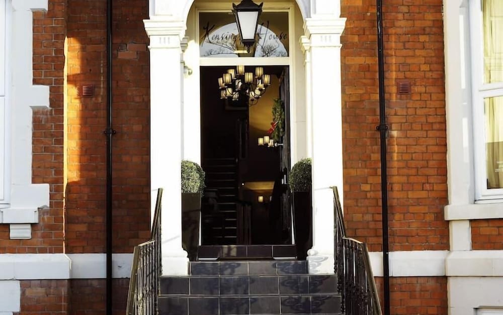 Kensington House Aparthotel by Warren Collection 9/59