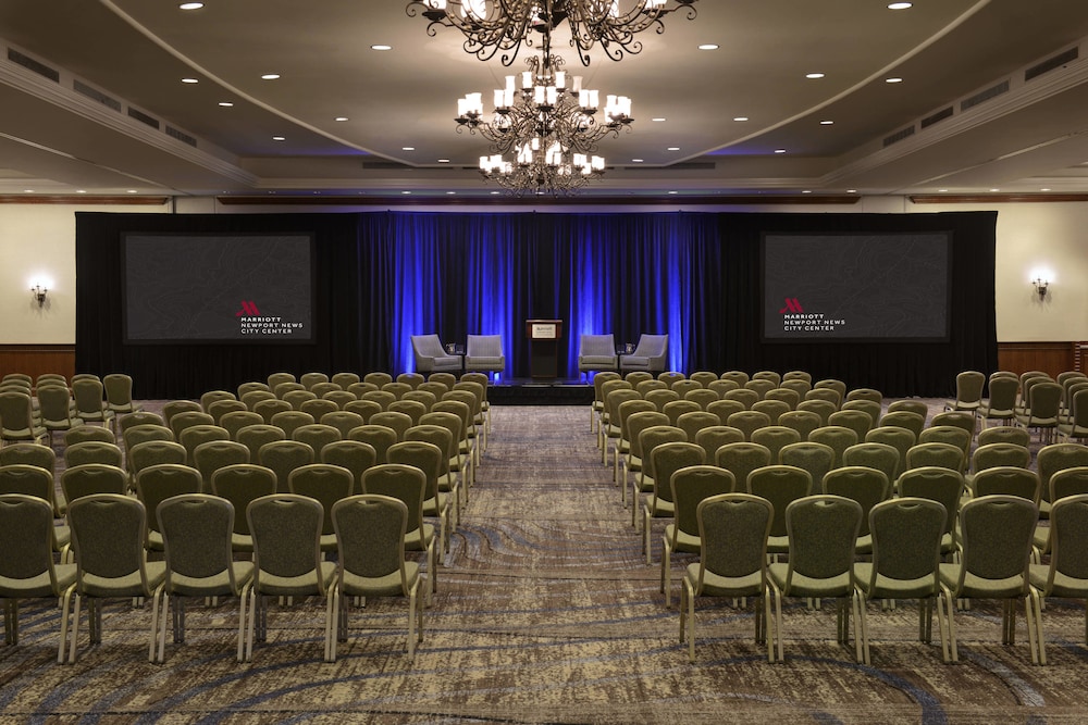 Newport News Marriott at City Center 56/62