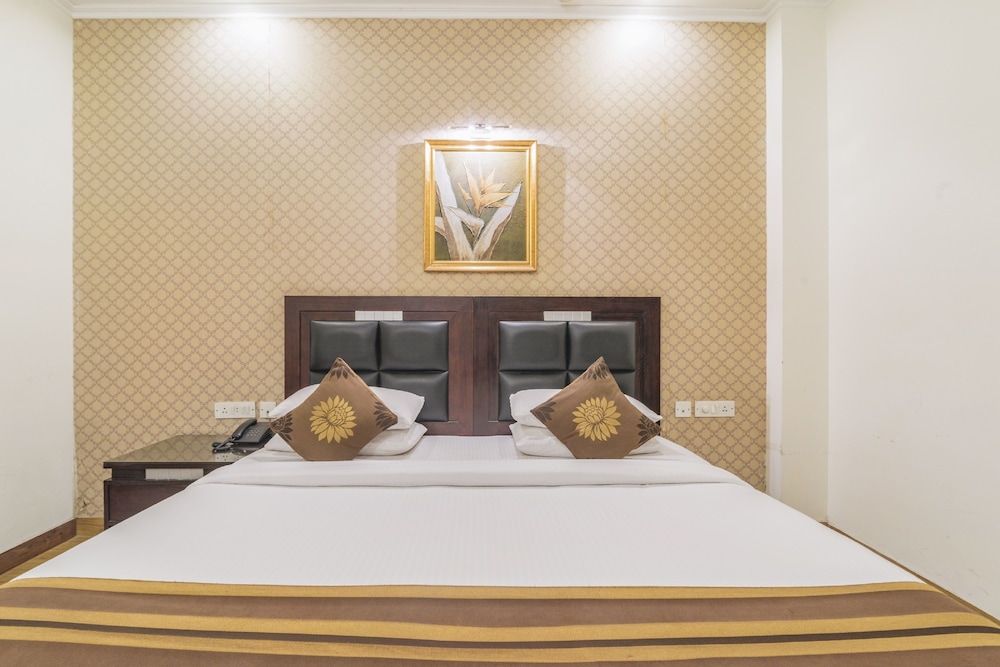 Royal Residence On Mg Road 16/26