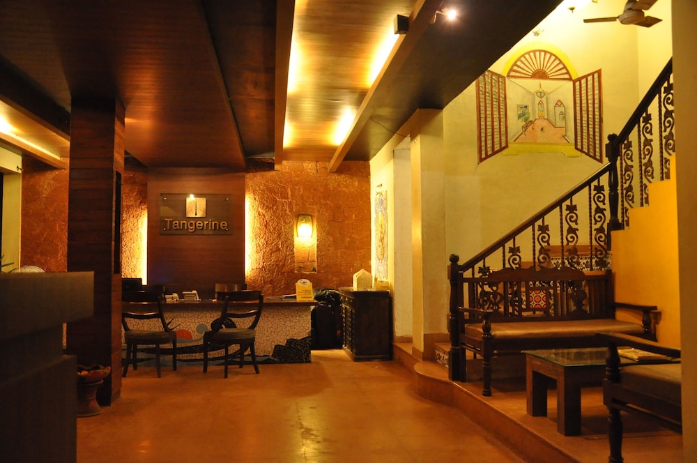 Tangerine Boutique Resort 40/44