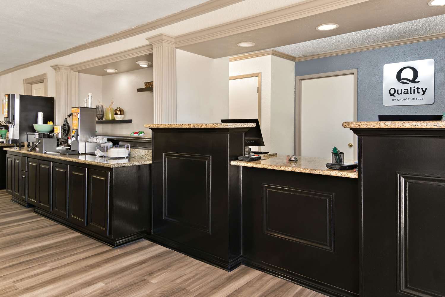 Quality Inn & Suites Weatherford, TX 8/35