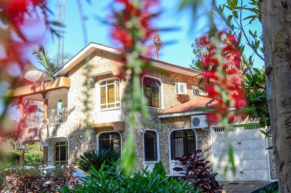 Mama Thea Homes - Hostel 7/45