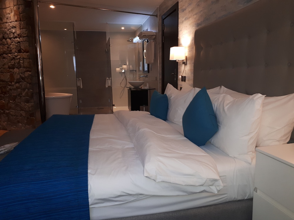 Leola Hotel Lkeja 13/47