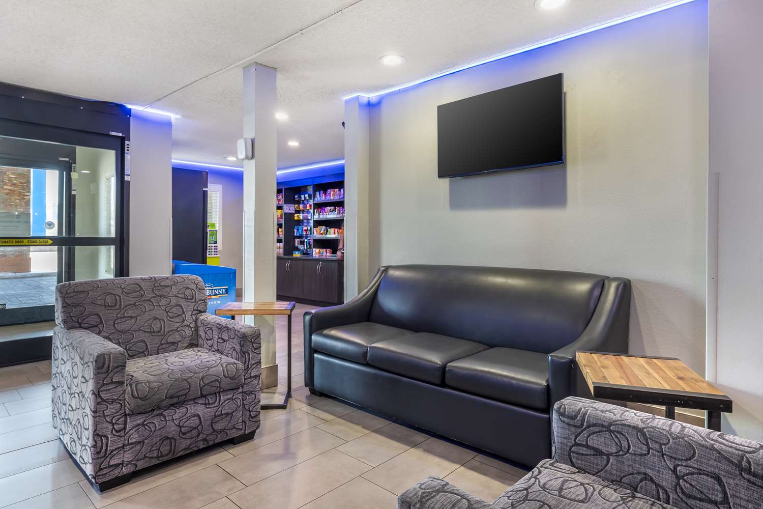Best Western McCarran Inn 33/42