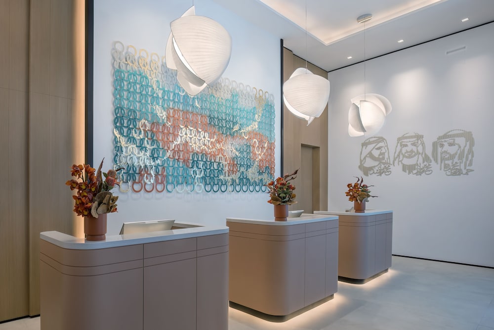 Vida Dubai Marina Yacht Club 21/68